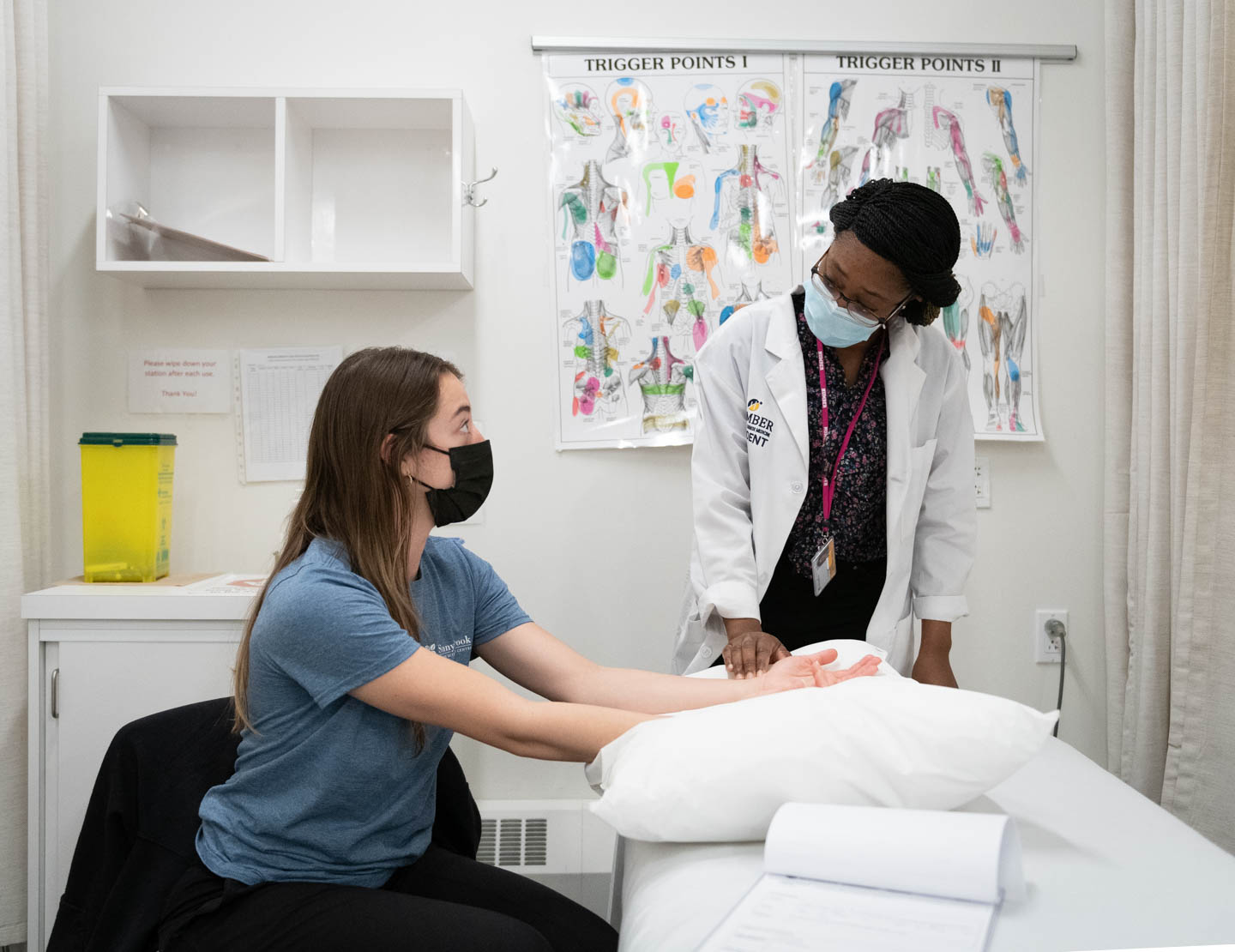 Humber students show their appreciation to Sunnybrook nurses with day of massage therapy and